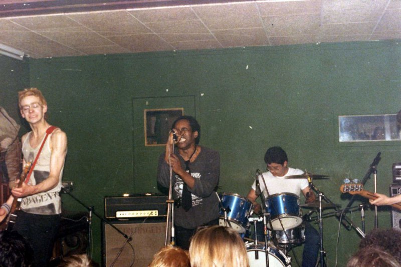 Contingent 1980 Contingent 1980